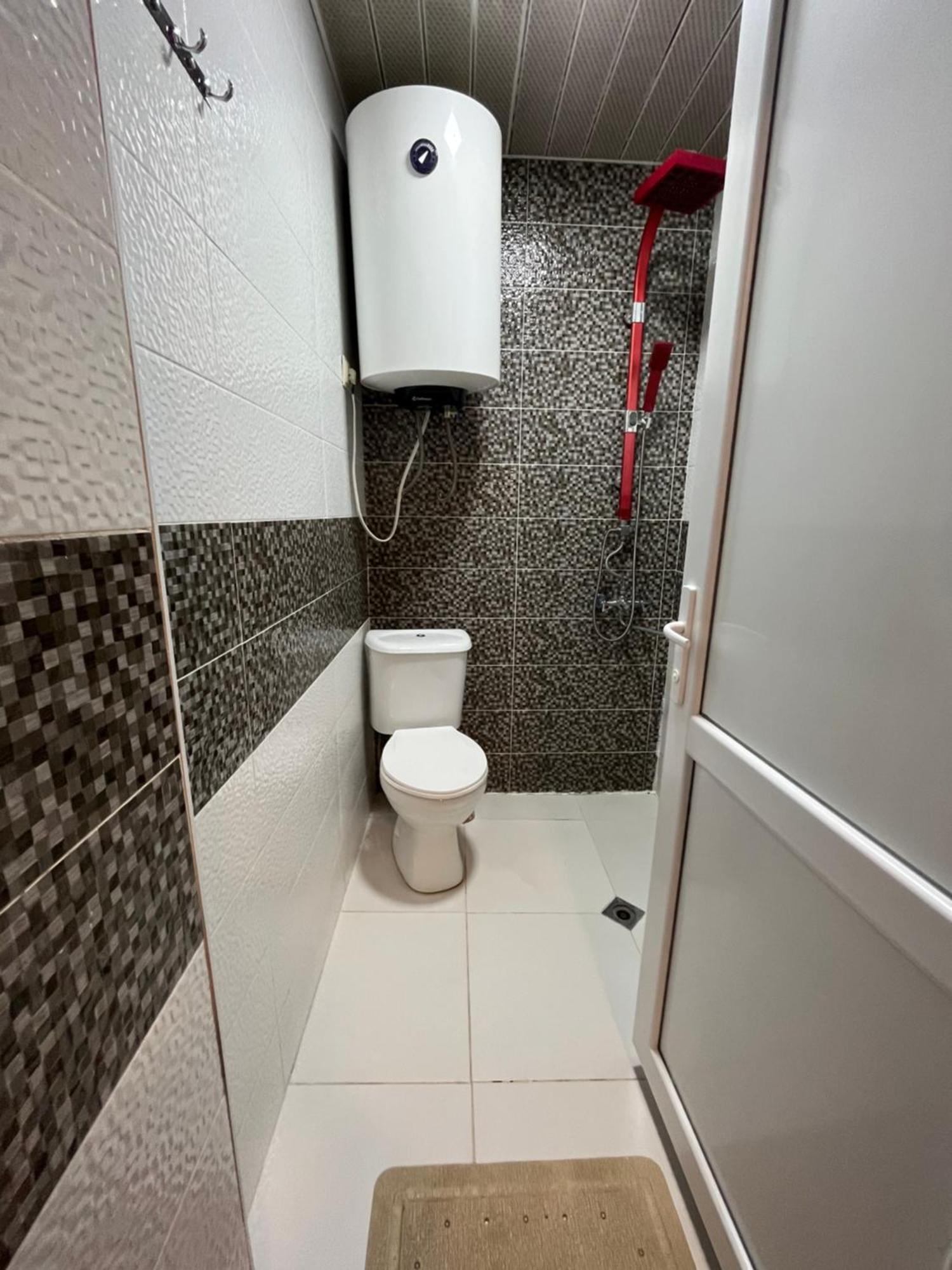Nadia Guesthouse メスティア エクステリア 写真