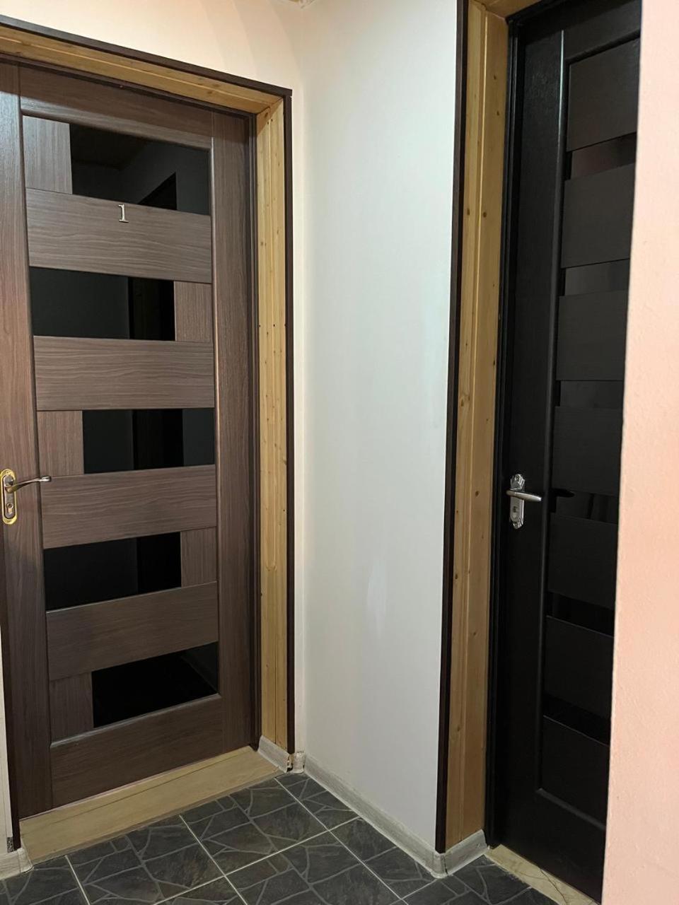 Nadia Guesthouse メスティア エクステリア 写真