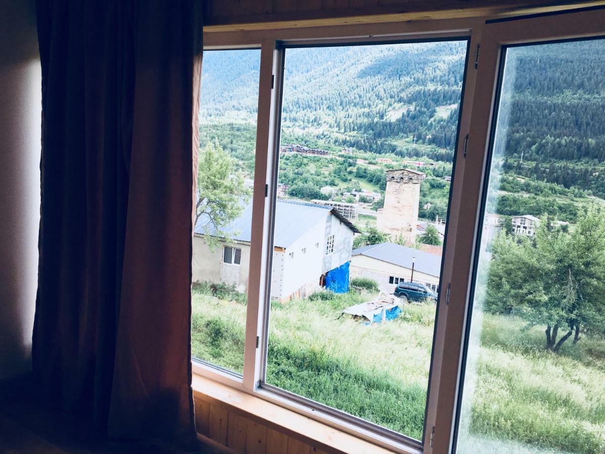 Nadia Guesthouse メスティア エクステリア 写真